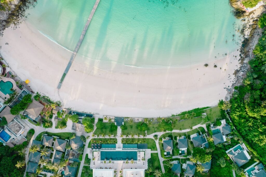 All-Inclusive Resort Tips: What First-Timers Wish They'd Known Before Booking 6 Perfect all-inclusive resorts beach with white sand and turquoise water