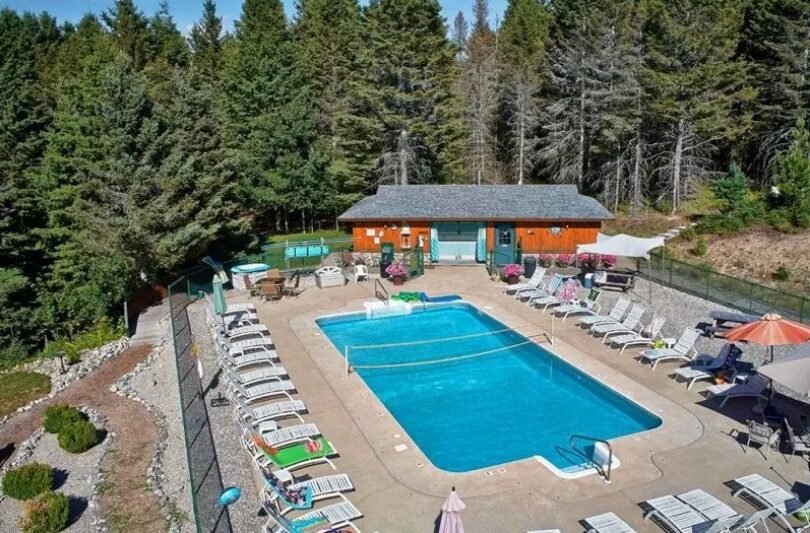 Spruce Hollow